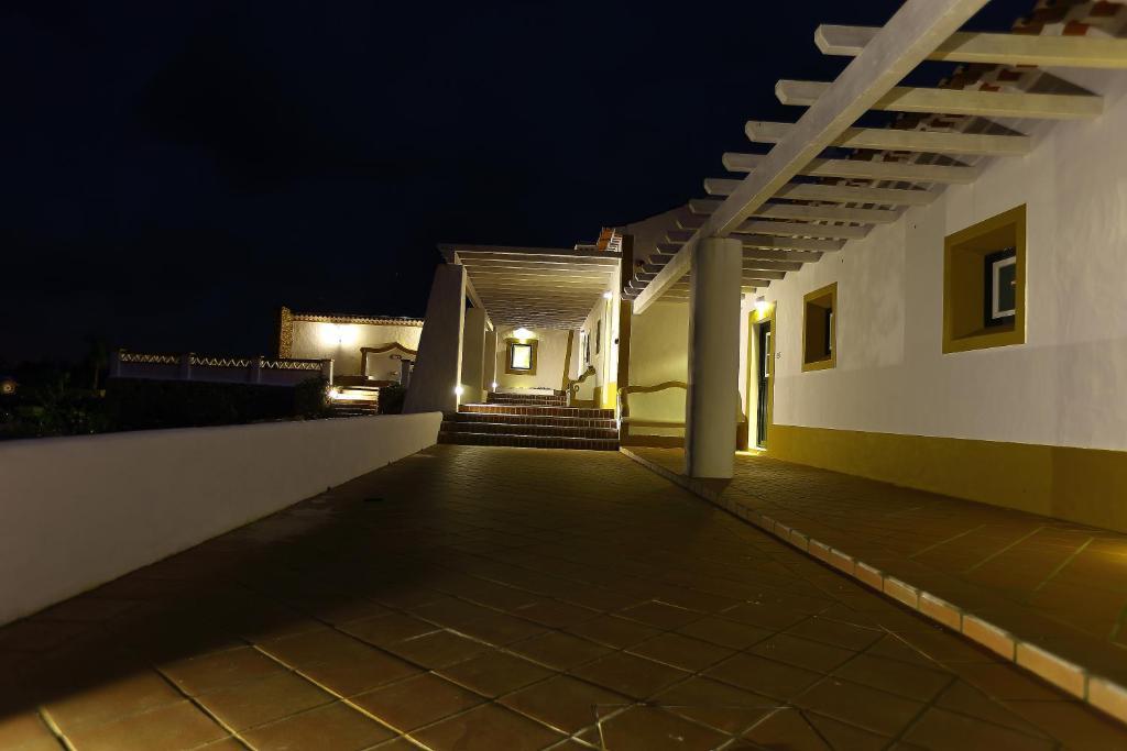 וילה נובה דה מילפונטס Herdade Do Amarelo Nature & Spa מראה חיצוני תמונה
